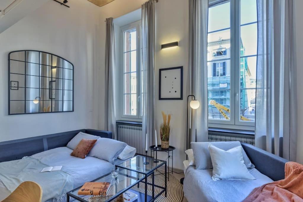 Luminoso Appartamento Nel Cuore Di Genova+Balcone Génova Exterior foto